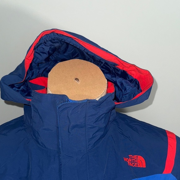 The North Face Edmonton Oilers Stitch On Blue and Red Performance Jacket - Picture 6 of 9